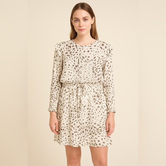 Rails Dresses & Skirts - Rails Cream & Taupe Animal Print Long Sleeve Drawstring Dress XL